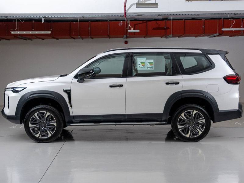 Drive Beyond Boundaries